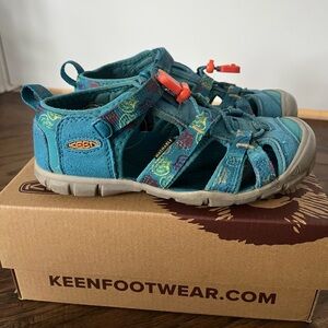 Kid’s Keen Smokey Bear SEACAMP II
CNX Sandals
